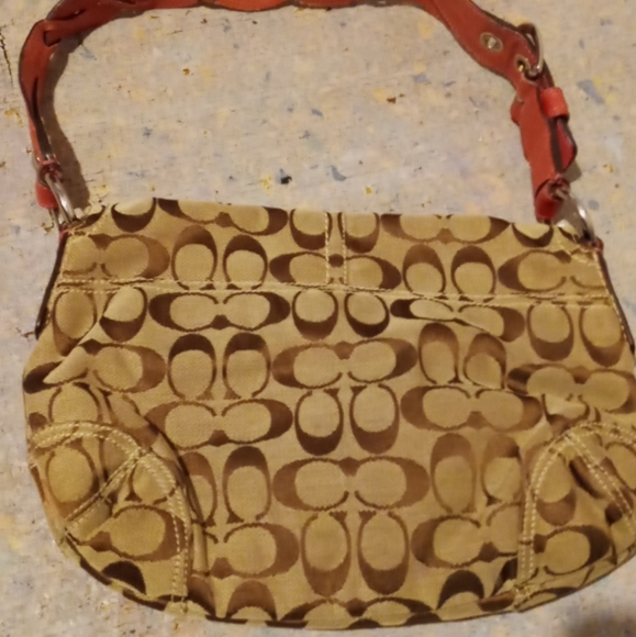 Purse - Picture 2 of 4